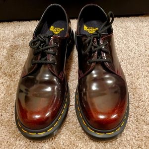 Doc Martens Ombre Patent Burgundy Leather Oxfords 1461